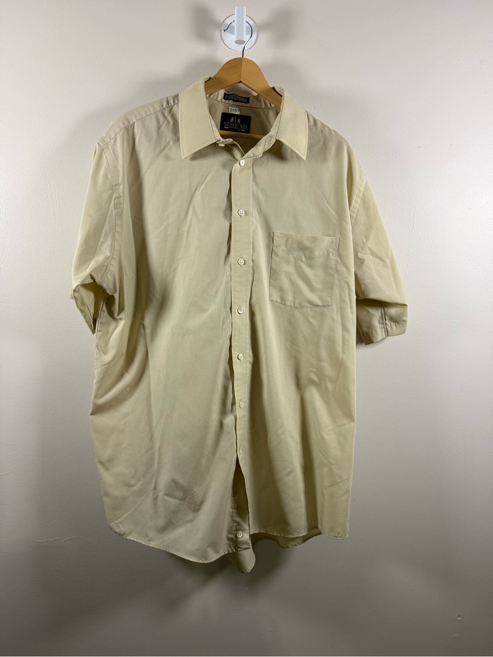 Stafford Short Sleeve Button-Down Shirt in Light Cream